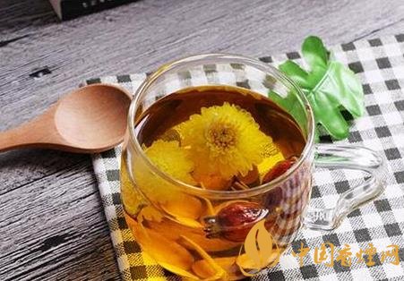 戒煙喝蜂蜜有用嗎 蜂蜜對于戒煙的幾點好處分析！