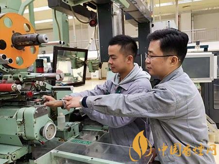 玉溪卷煙廠啟動(dòng)工匠型人才培育 促進(jìn)卷煙人才建設(shè)！